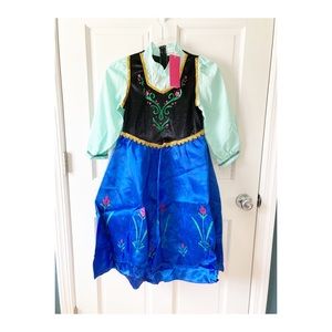 ❄️❄️Anna Frozen dress up costume with cape❄️❄️